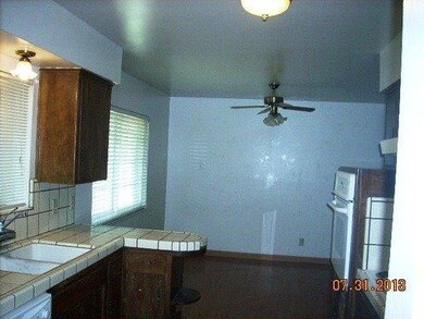 5986 E El Monte Way, Fresno, CA 93727 - photo 2