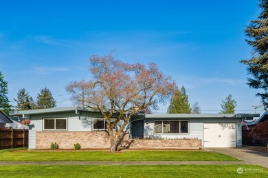 1123 Loraine St, Enumclaw, WA 98022 - photo 2