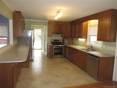 211 Chestnut Ln, Gastonia, NC 28052 - photo 6