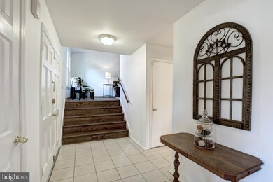 4609 Tara Dr, Fairfax, VA 22032 - photo 3