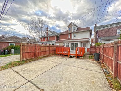 1108 Maple St, Bethlehem, PA 18018 - photo 5