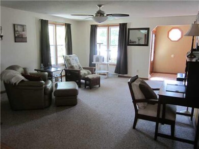 284 Selkirk Dr, North Tonawanda, NY 14120 - photo 3