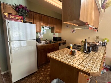 Kitchen island seating