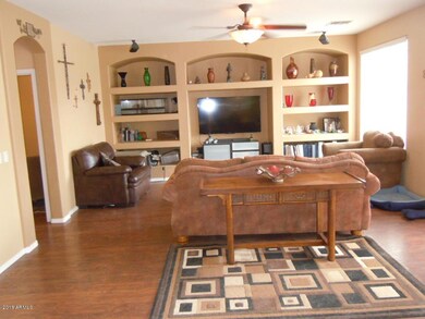 10436 E Kiva Ave, Mesa, AZ 85209 - photo 2