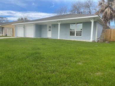 8411 Garden Parks Dr, Houston, TX 77075 - photo 2