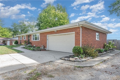 8447 Ora Ln, Middletown, OH 45042 - photo 3