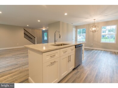 32 Rustleaf Ln, Levittown, PA 19055 - photo 7