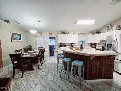 2029 NE 5th Ave, Cape Coral, FL 33909 - photo 4