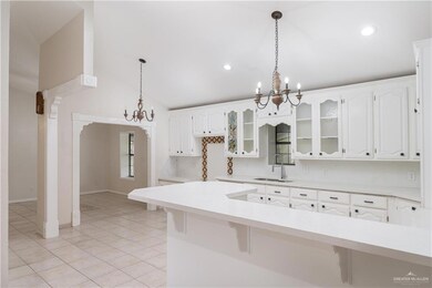 1546 S Alamo Rd, Alamo, TX 78516 - photo 3