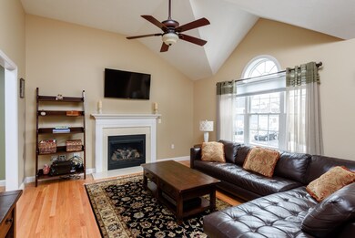 37 Thayer Ave, Whitman, MA 02382 - photo 3