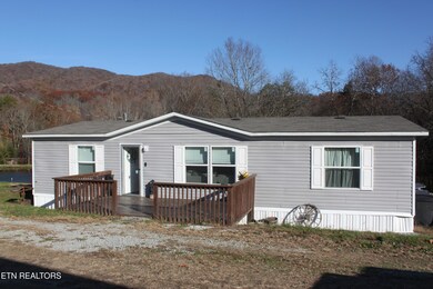 133 Peach Ln, Wartburg, TN 37887 - photo 2