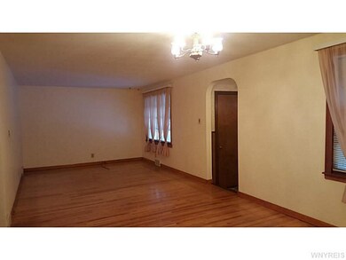 Living Room Gorgeous hardwoods