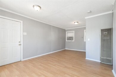 107 W Hale St, Spring Hill, KS 66083 - photo 2