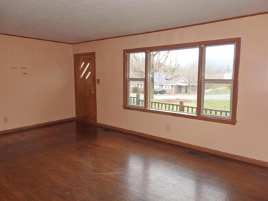 1501 Squibb Dr, Johnson City, TN 37601 - photo 2