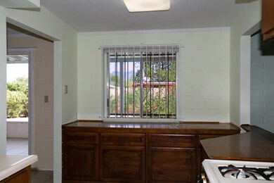 KITCHEN II