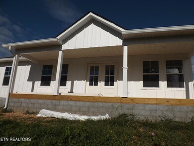 324 Wilson Hurst St, Tazewell, TN 37879 - photo 6