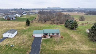 2805 Red Gates Dr, Galena, IL 61036 - photo 2
