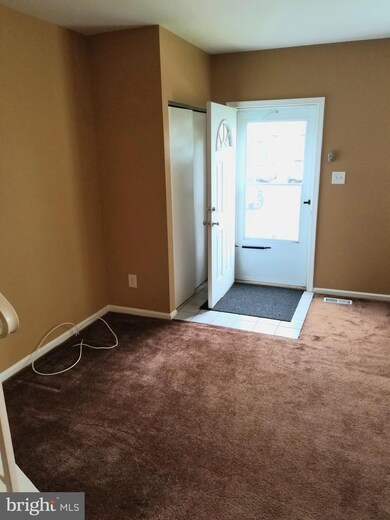 9 Baltistan Ct, Rosedale, MD 21237 - photo 2