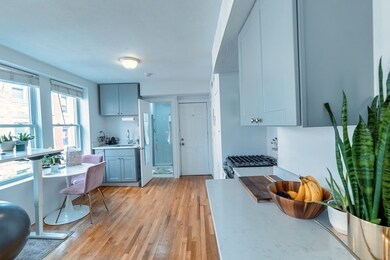 10 Sheafe St unit 5, Boston, MA 02113 - photo 4