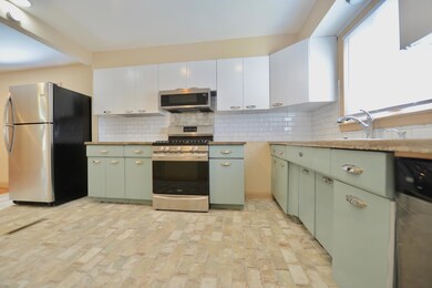 2949 Azelda St, Columbus, OH 43224 - photo 4