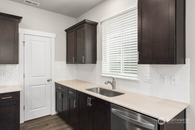 11041 188th Street Ct E unit 937, Puyallup, WA 98374 - photo 6