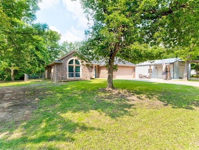 941 Timber Wild Dr, Weatherford, TX 76087 - photo 3