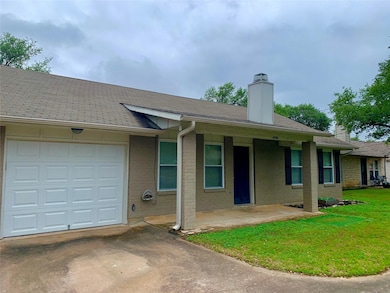 600 Hedgewood Dr unit B, Georgetown, TX 78628 - photo 4