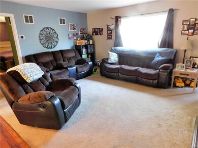 230 3rd St, Walnutport, PA 18088 - photo 7