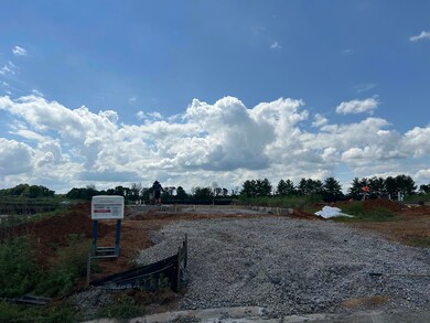 5052 Lost Creek Dr, Morristown, TN 37813 - photo 2