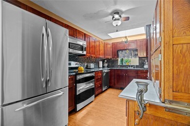 512 Chestnut Hill Rd, Chepachet, RI 02814 - photo 4