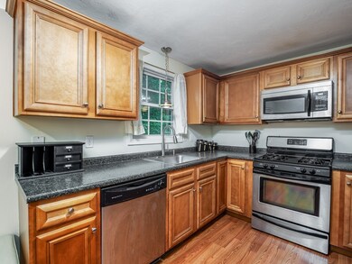 14 Watson St unit 15, Lowell, MA 01852 - photo 4