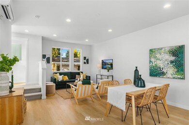 2122 N 185th St unit C, Shoreline, WA 98133 - photo 2