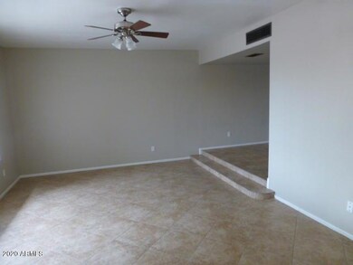 Living Room/Dining