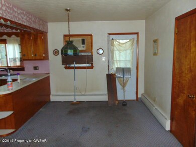 361 Tripp St, Wyoming, PA 18644 - photo 7