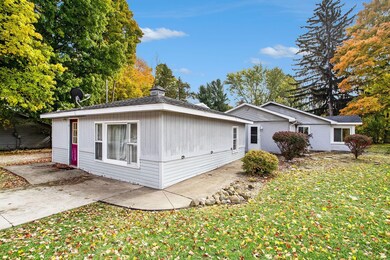 1119 Huntly apartment