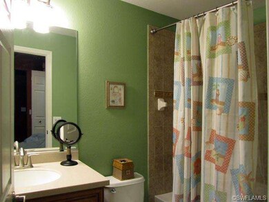 Guest Bath fully accessorized