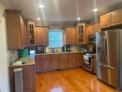 810 Washington St unit 1, Dedham, MA 02026 - photo 3