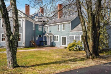 9 Chestnut St unit 3, Exeter, NH 03833 - photo 3