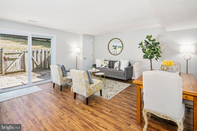 19607 Twinflower Cir, Germantown, MD 20876 - photo 7