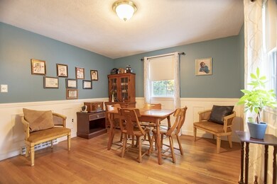 10 Violet Rd, Burlington, MA 01803 - photo 4