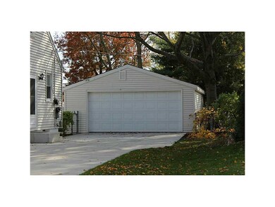 Garage.