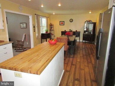 2786 Fillmore Dr, Chambersburg, PA 17201 - photo 6