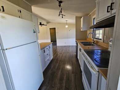 671 Powell Rd, Tullahoma, TN 37388 - photo 6