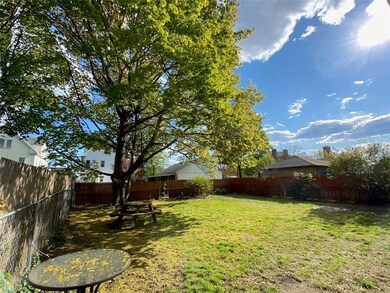 101 Coyle Ave, Pawtucket, RI 02861 - photo 4