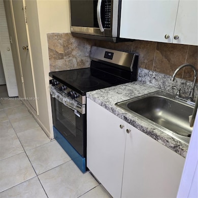 12900 SW 81st St, Miami, FL 33183 - photo 3