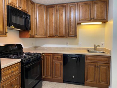 377 Huse Rd unit 9, Manchester, NH 03103 - photo 7