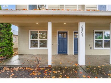 2507 E Burnside St, Portland, OR 97214 - photo 4