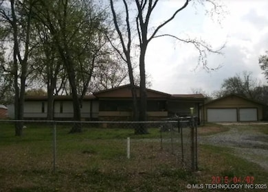 68362 S 318 Rd, Wagoner, OK 74467 - photo 3