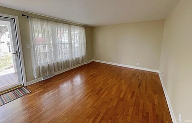 1301 NE 3rd St, Washington, IN 47501 - photo 2