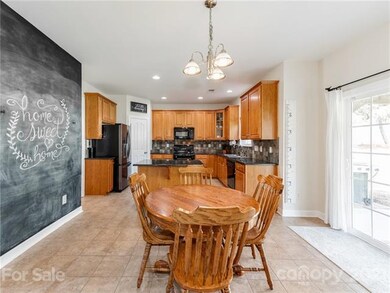 2842 Quarry View Dr NW, Concord, NC 28027 - photo 7